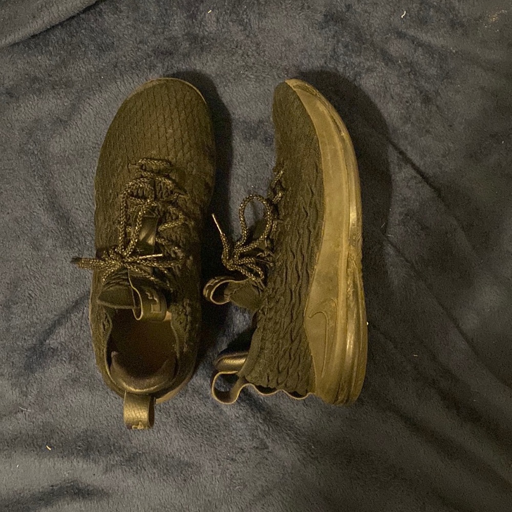 Used Size 10 All black Lebron 15